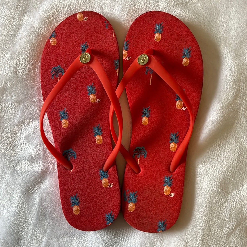 Abercrombie & Fitch pineapple flip flops